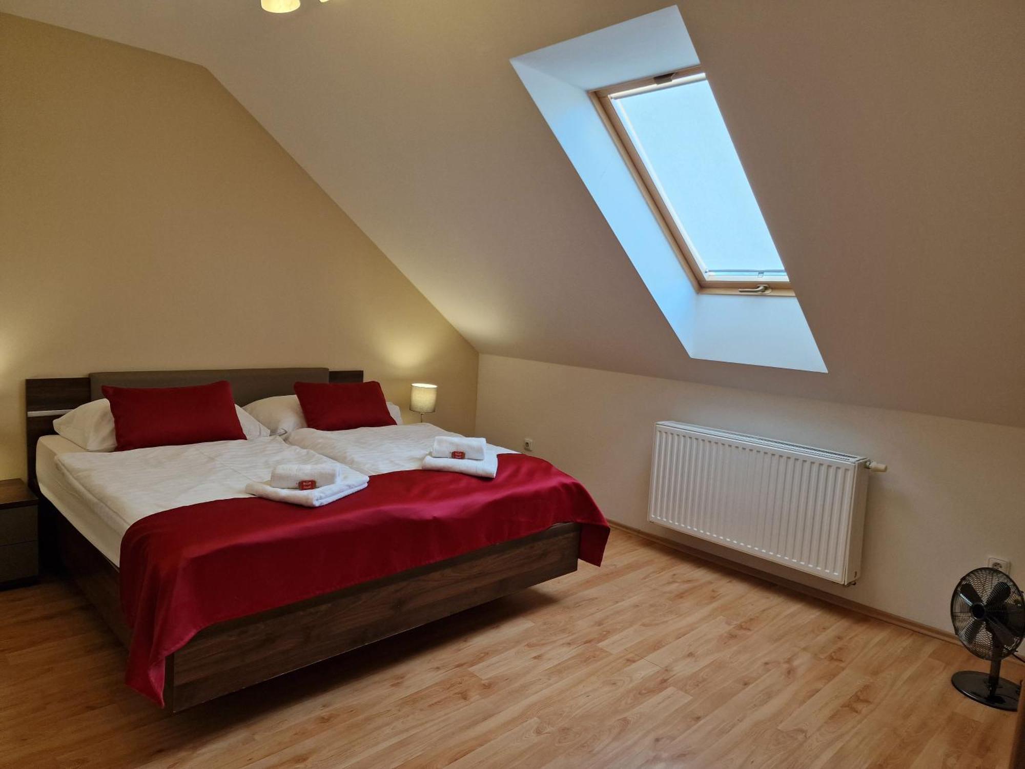 Hotel Opat Kutna Hora Luaran gambar