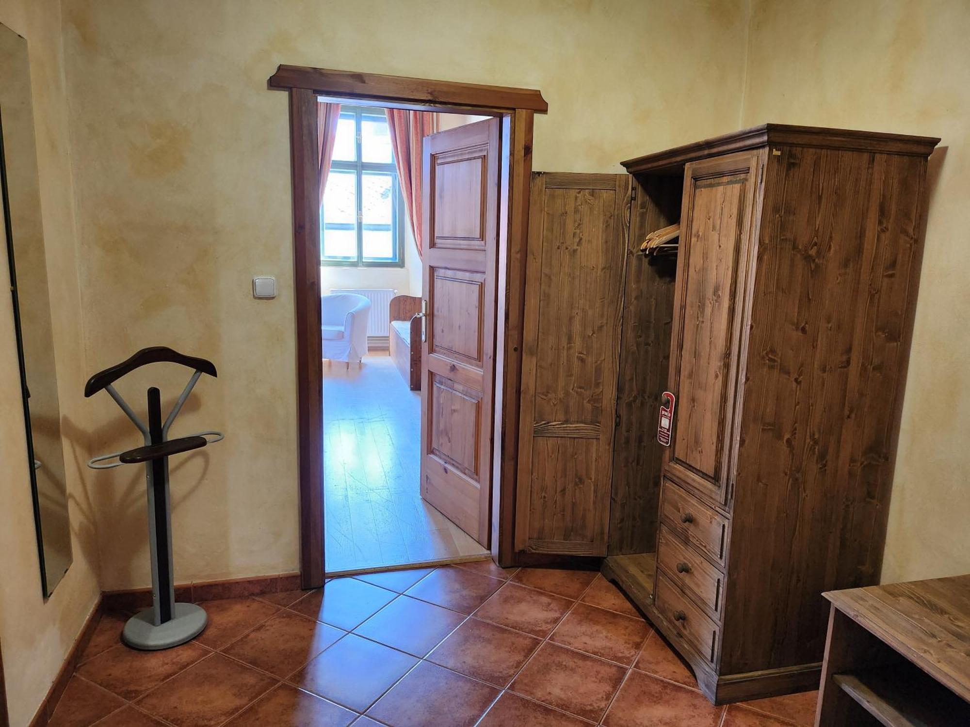 Hotel Opat Kutna Hora Luaran gambar