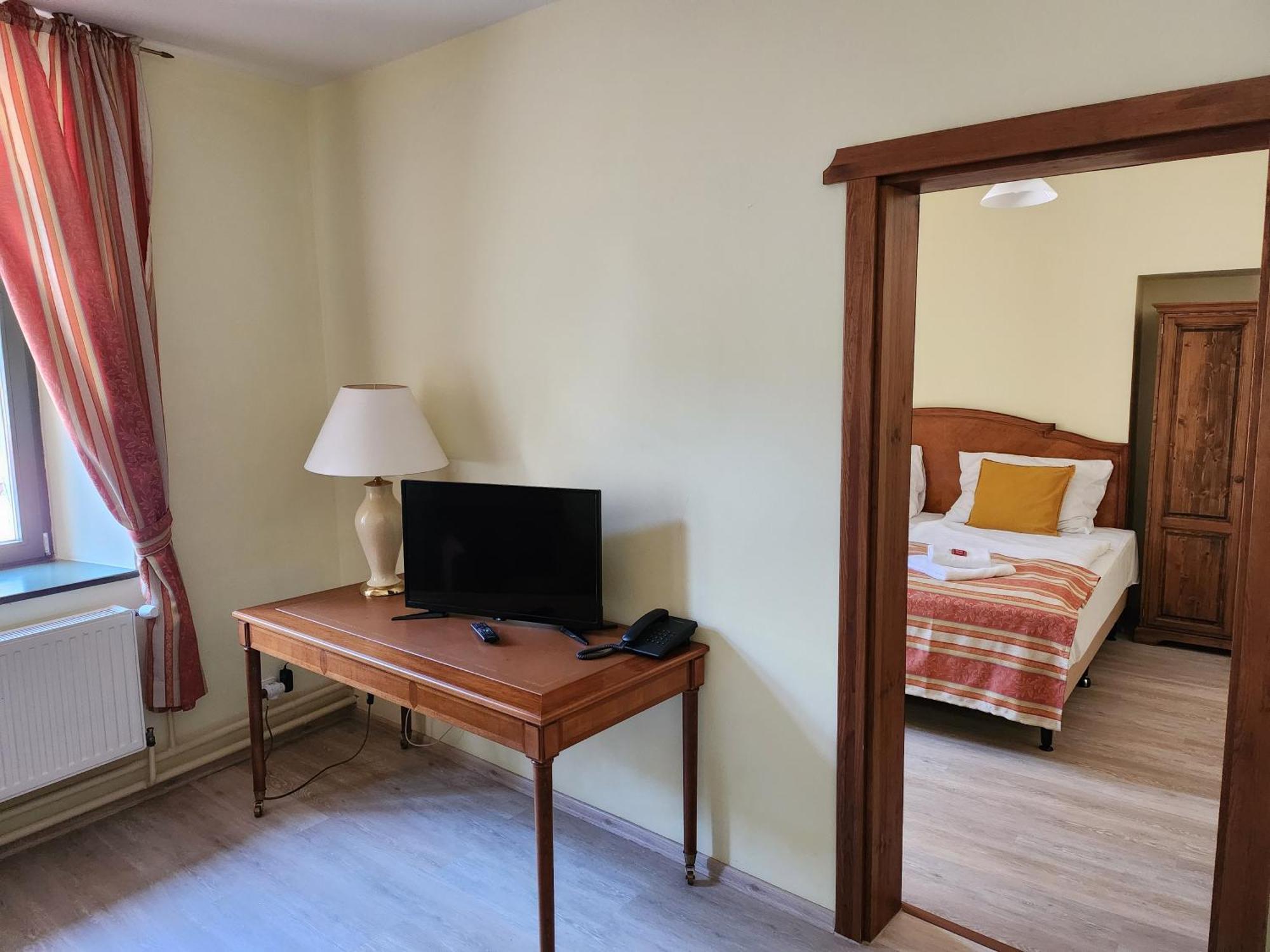 Hotel Opat Kutna Hora Luaran gambar
