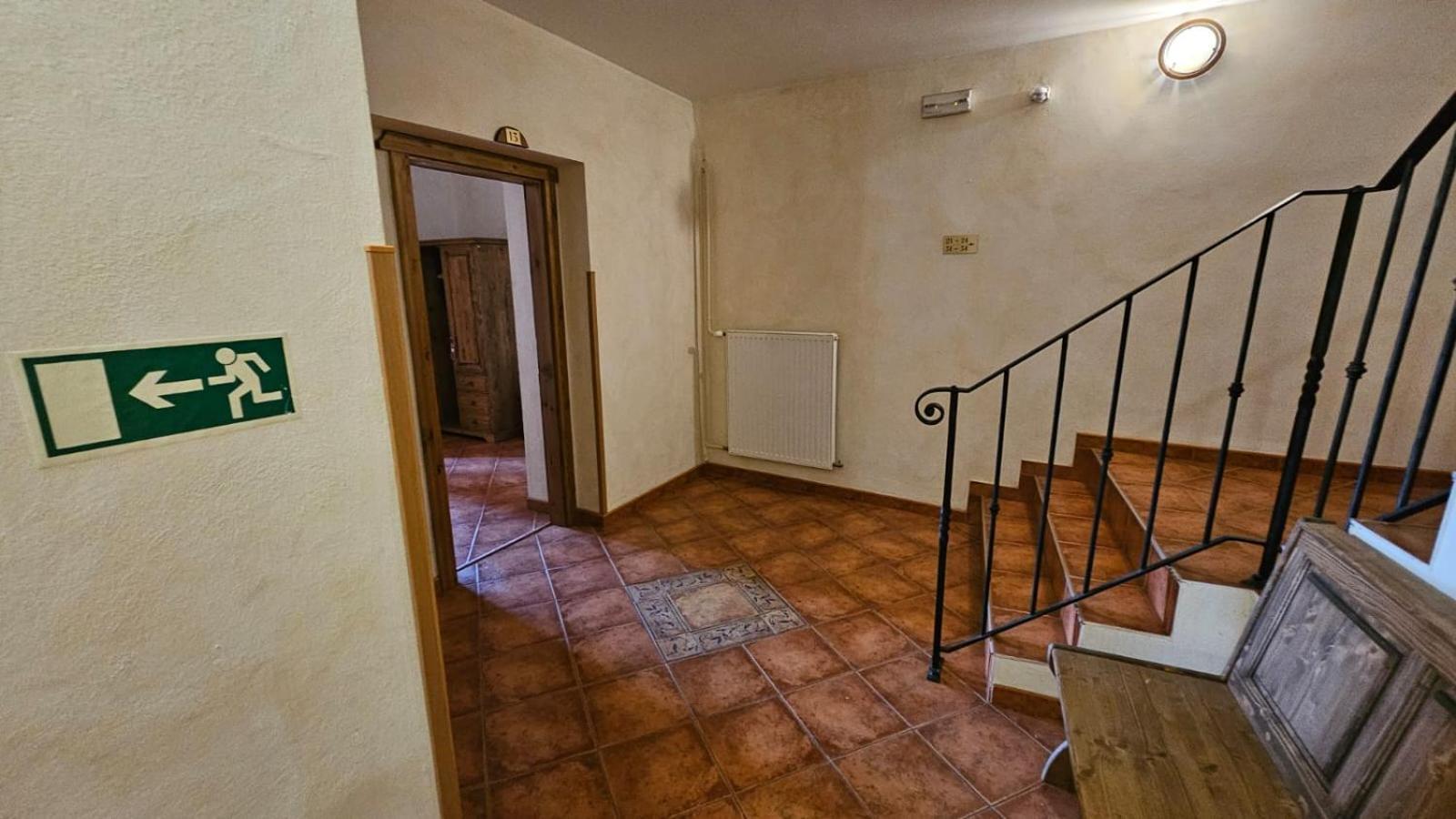 Hotel Opat Kutna Hora Luaran gambar